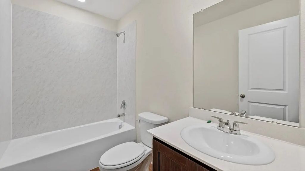 2926 Carrington Hill Drive, Sherman