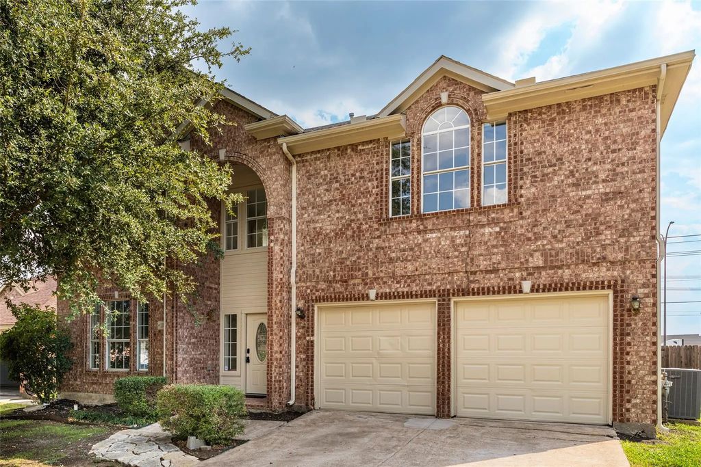 1310 Norman Circle, Arlington