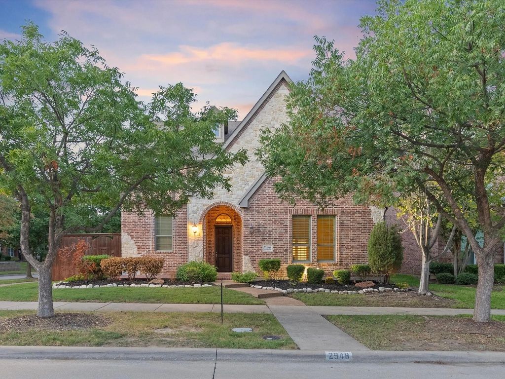 2948 Clearfork Trail, Frisco