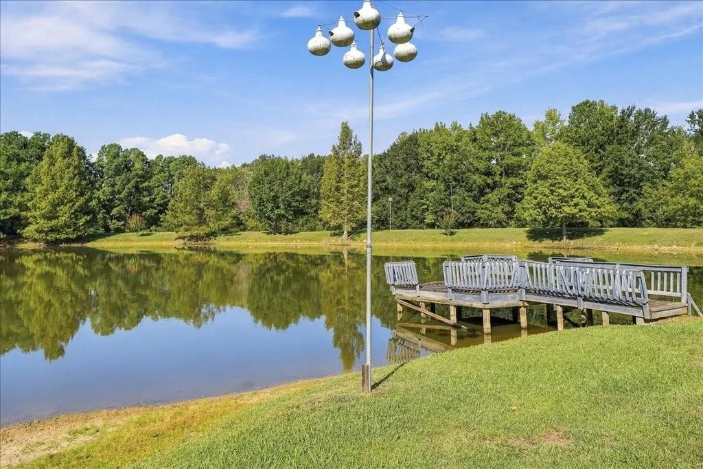 1135 County Road 2332, Mineola