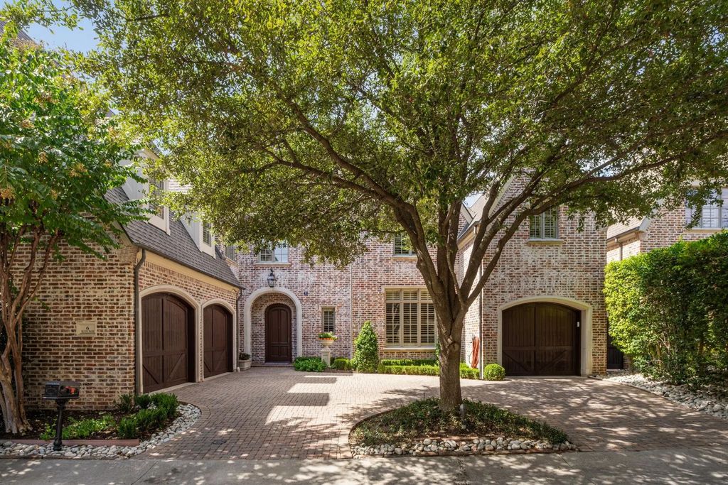 6 Bluff Park, Dallas