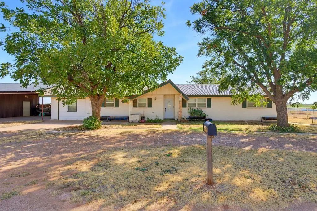 508 N Water Street, Roby