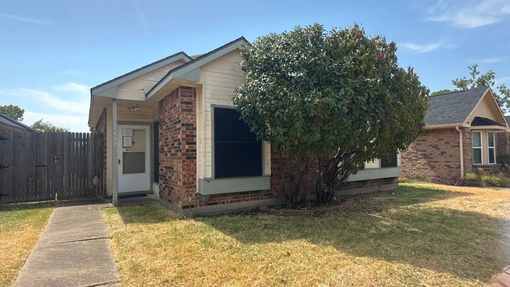 1422 Windmill Lane, Mesquite