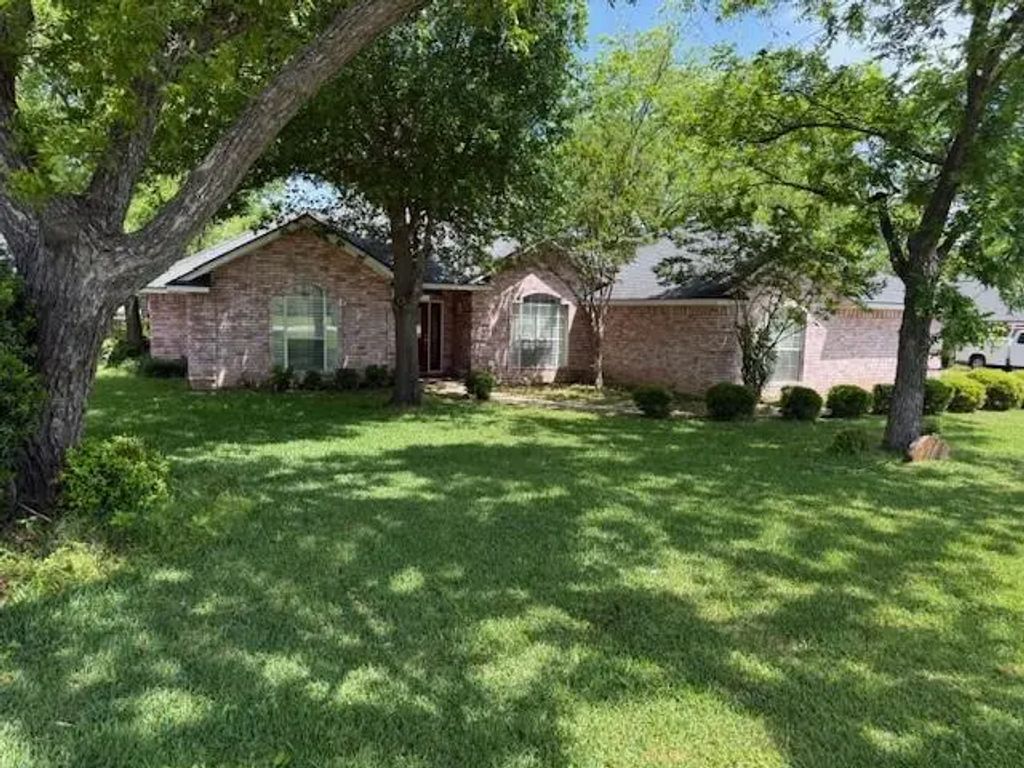 9009 Pleasant Hill Drive, Granbury