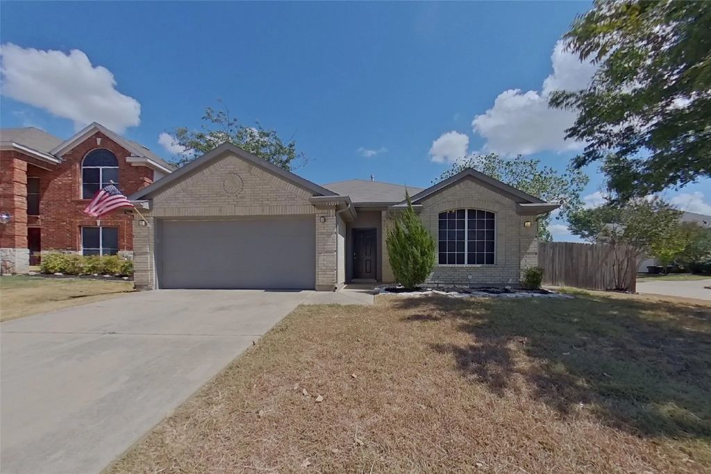 11017 Deer Trail, Fort Worth
