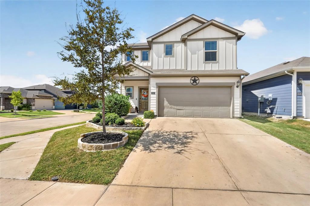 1518 Wind Springs Drive, Forney
