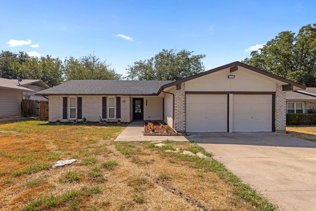 1820 Wickersham Drive, Arlington
