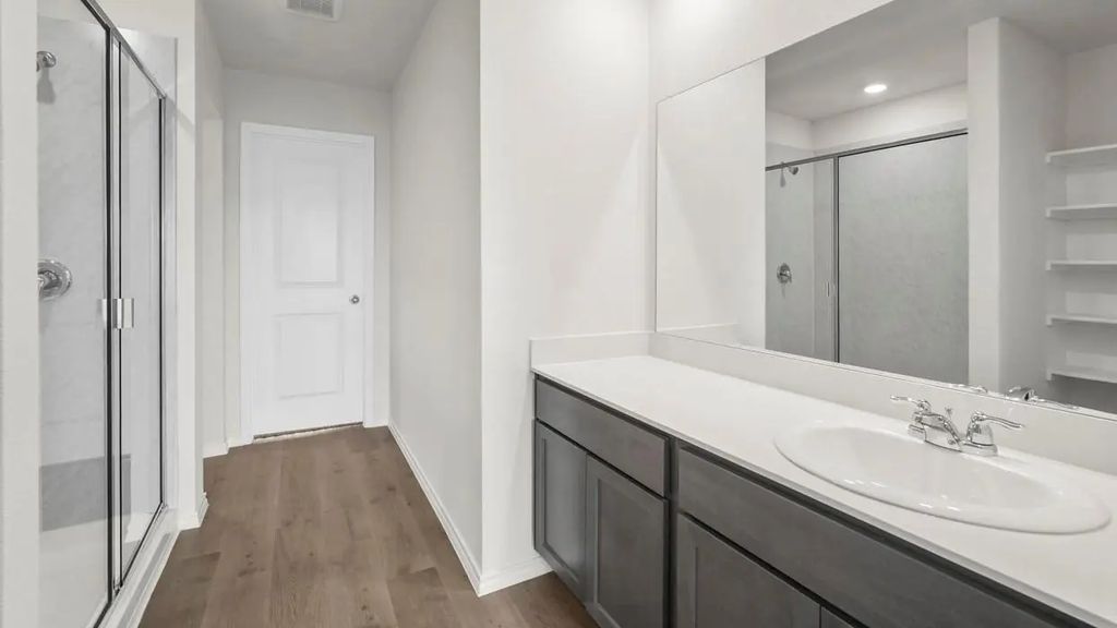 2009 Shumard Drive, Dorchester