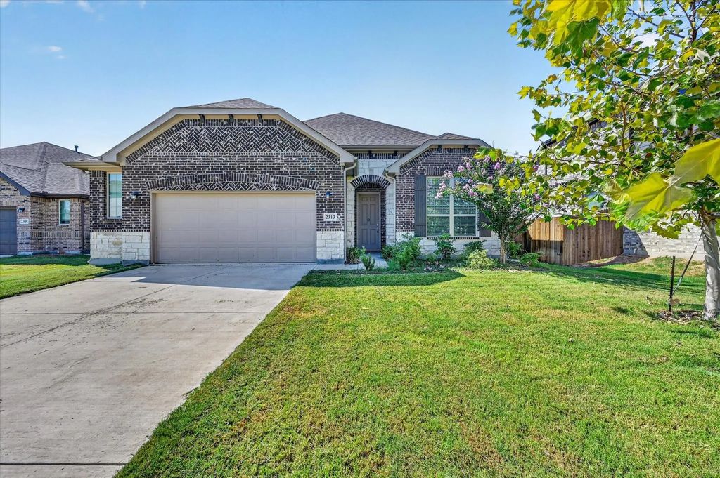 2313 Sheppards Lane, Waxahachie