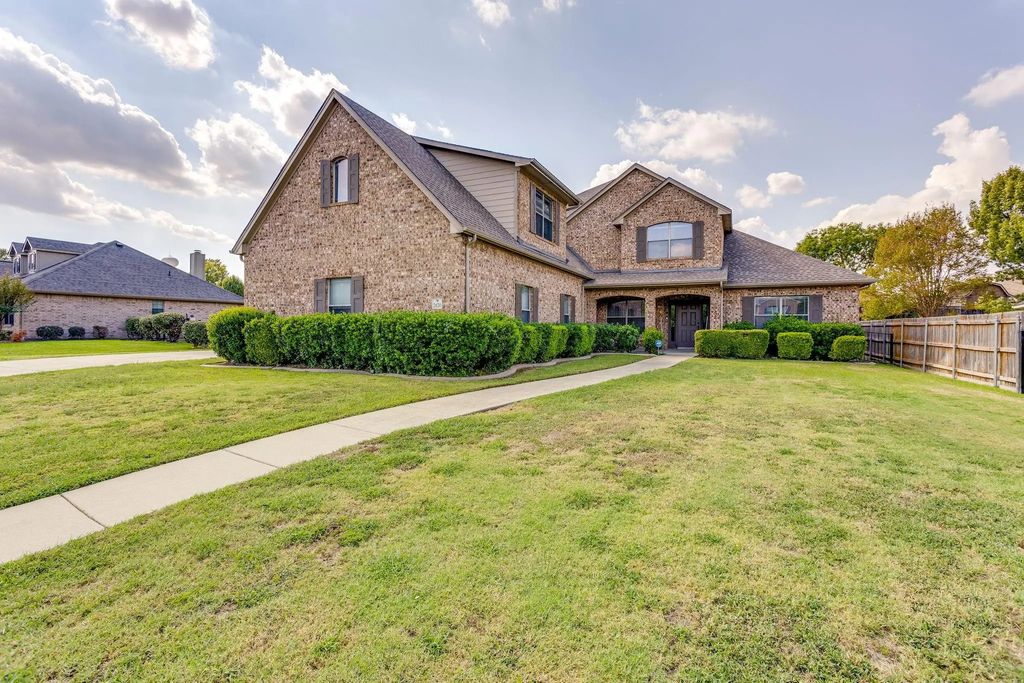 2620 Glen Ranch Drive, Burleson