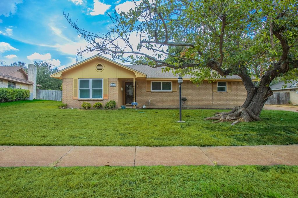 5719 Stratford Drive, Waco