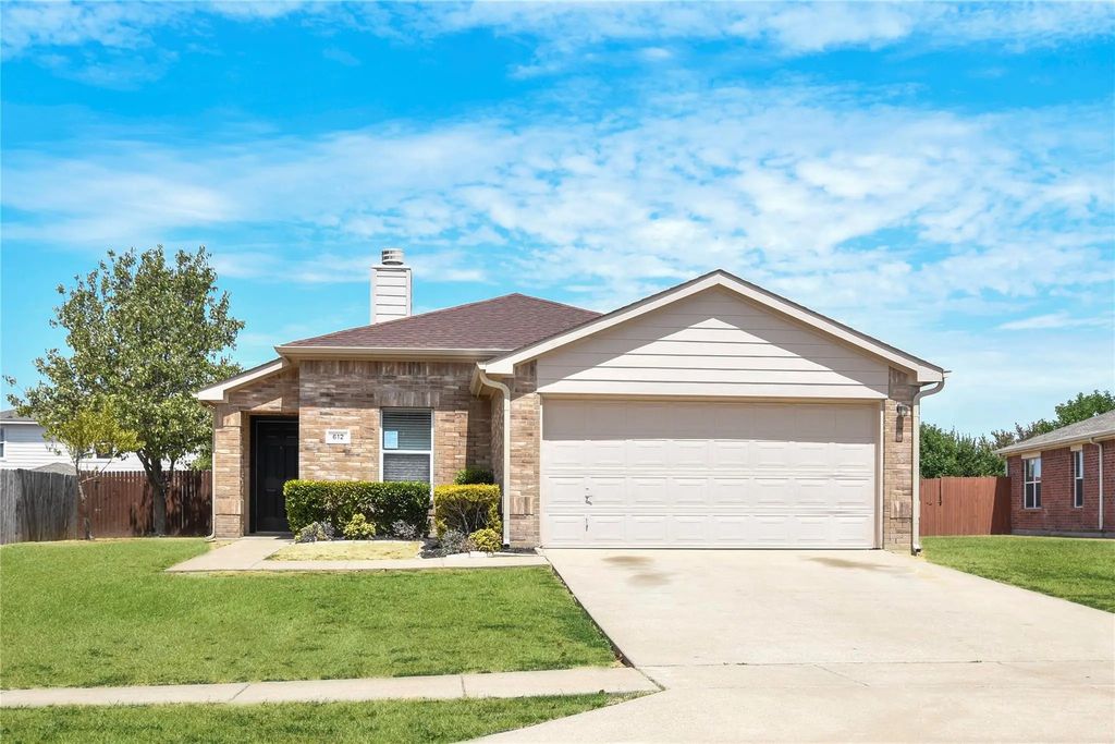 612 Rock Brook Drive, Forney