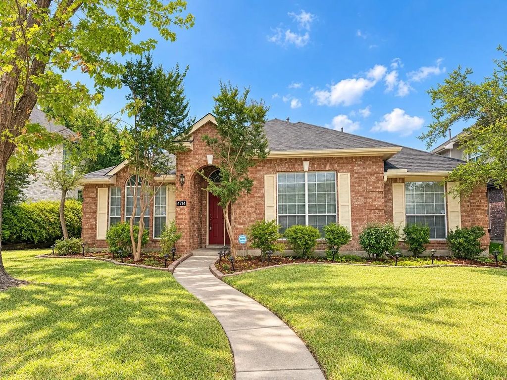 4714 Baton Rouge Boulevard, Frisco