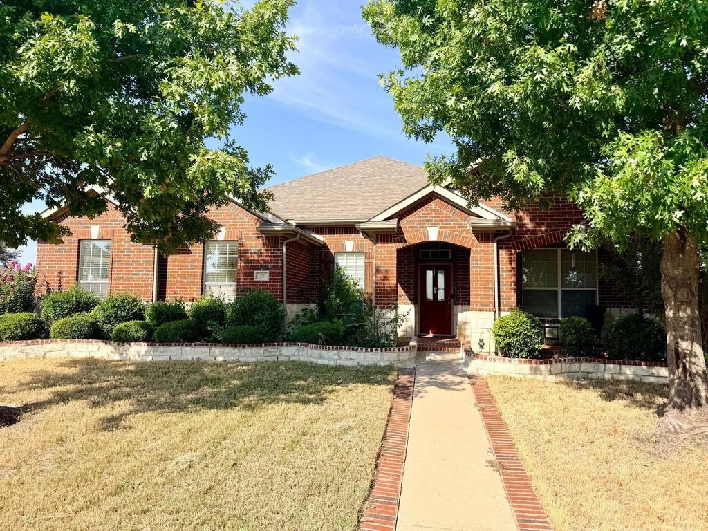 717 Beau Drive, Wylie