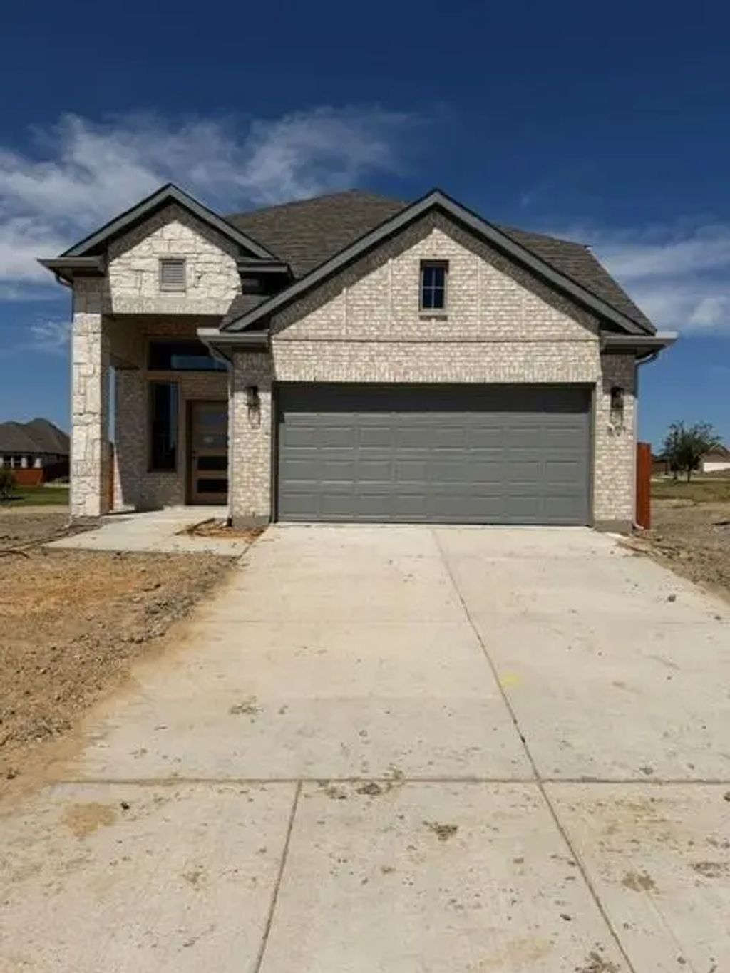 3817 Lakefield Drive, Heartland