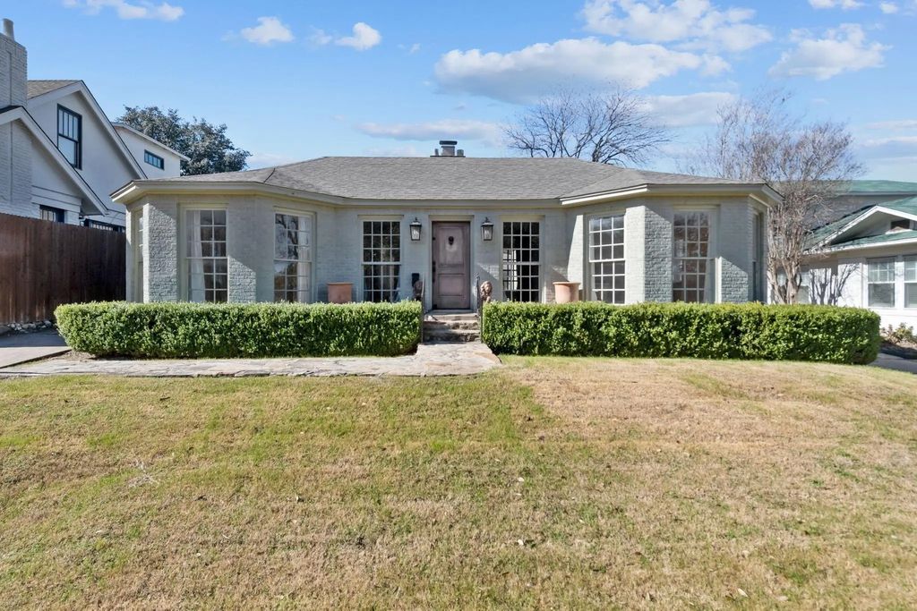 2420 Rogers Avenue, Fort Worth