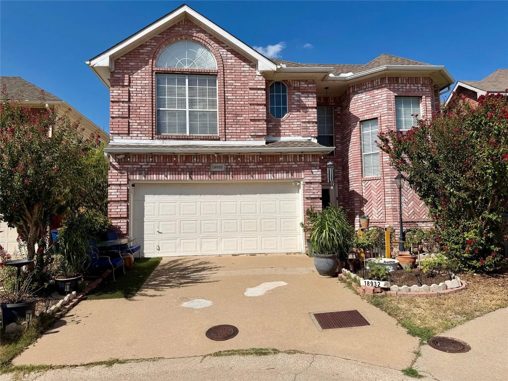 18932 Ravenglen Court, Dallas