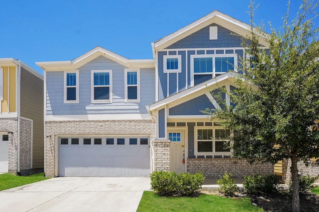 615 Sophia Way, Lewisville