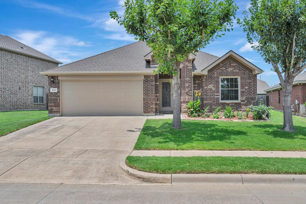 933 Keel Line Drive, Crowley