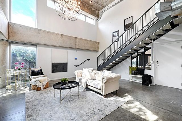 1001 Belleview Street 104, Dallas