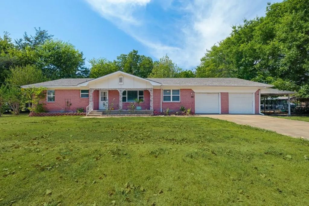 87 Micajah Davis Lane, Denison