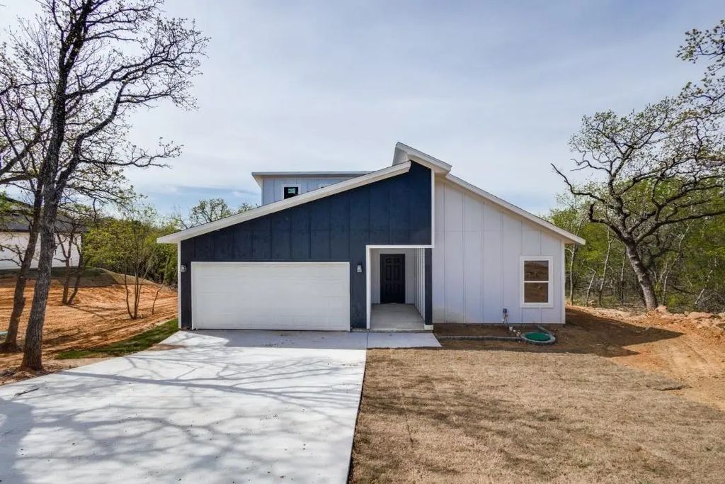 267 Jim Walter Drive, Runaway Bay