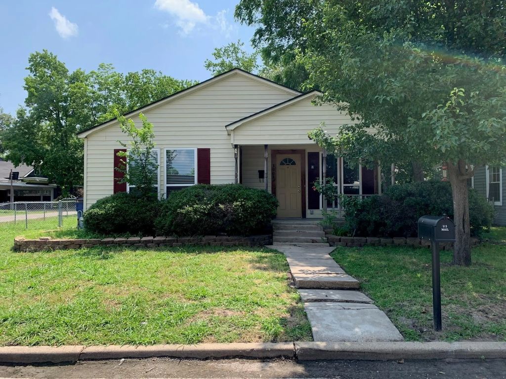 3901 Bois D Arc Street, Greenville