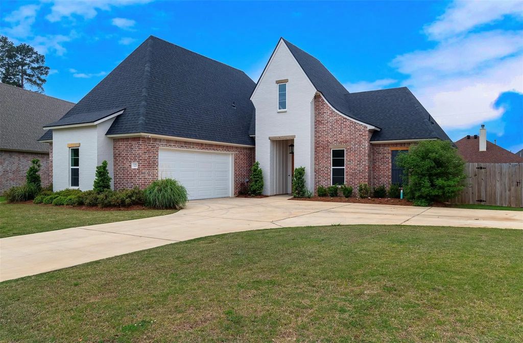 121 Sitka Loop, Haughton