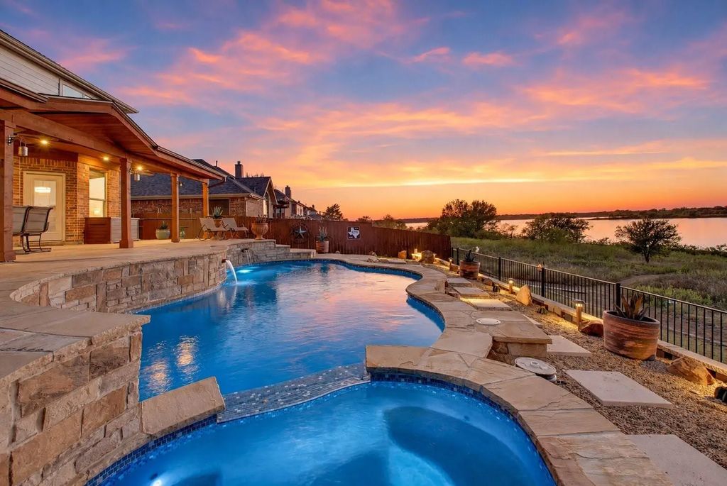 2828 Appaloosa Court, Little Elm