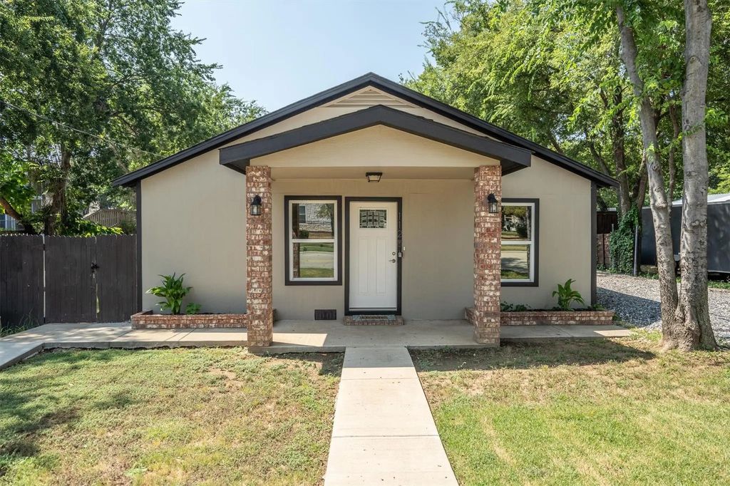 112 Inman Street, Denton