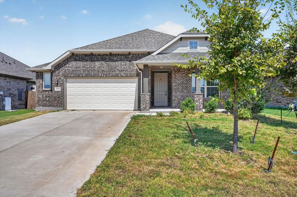 2292 High Plain Lane, Waxahachie