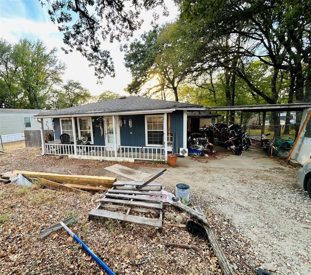 235 Wildwind Street, Mabank