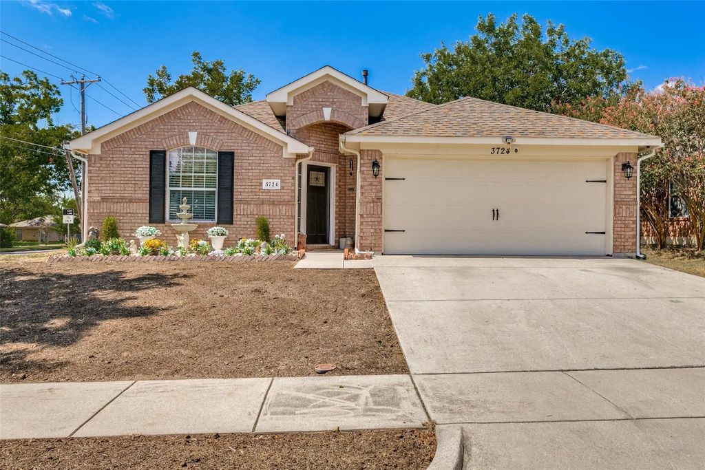 3724 Chapin Court, Fort Worth