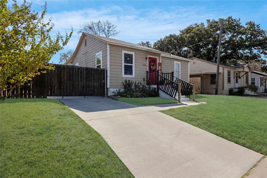 1601 Andrew Avenue, Fort Worth