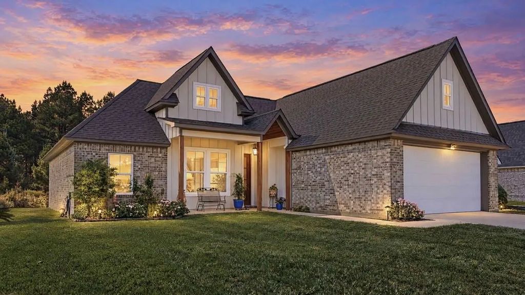 10120 Kelli Leanne Circle, Keithville