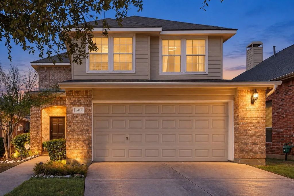 8425 Tyler Drive, Lantana