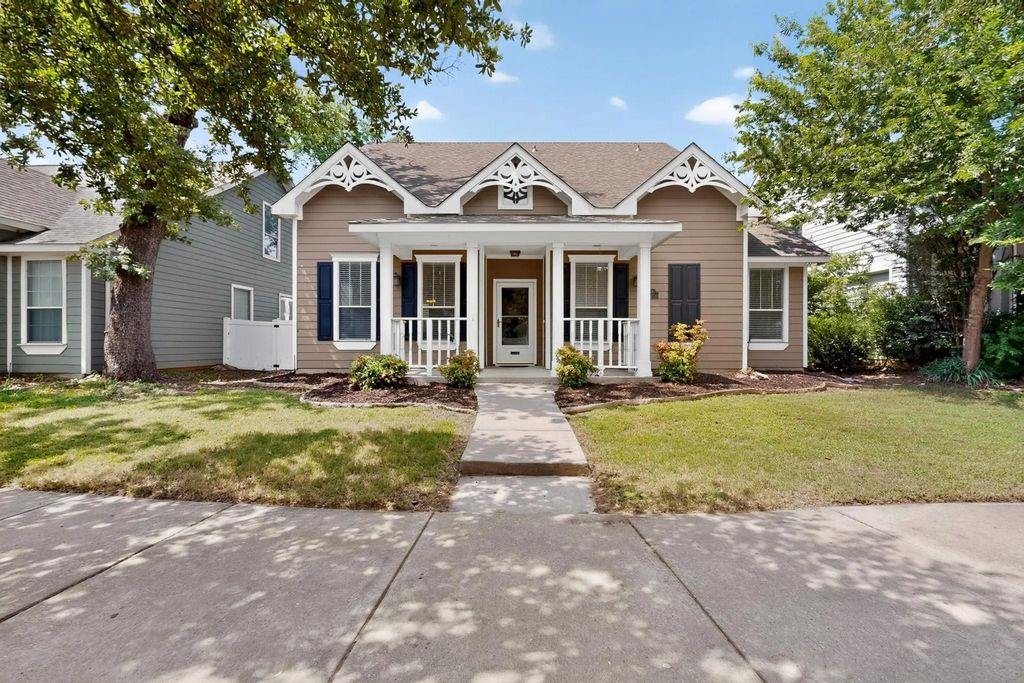 10214 Lakeview Drive, Providence Village