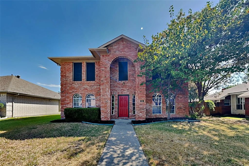 811 Rockefeller Lane, Allen