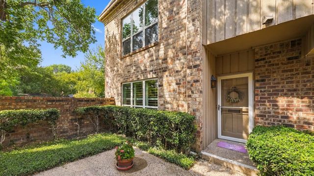 4325 Bellaire Drive S, Fort Worth