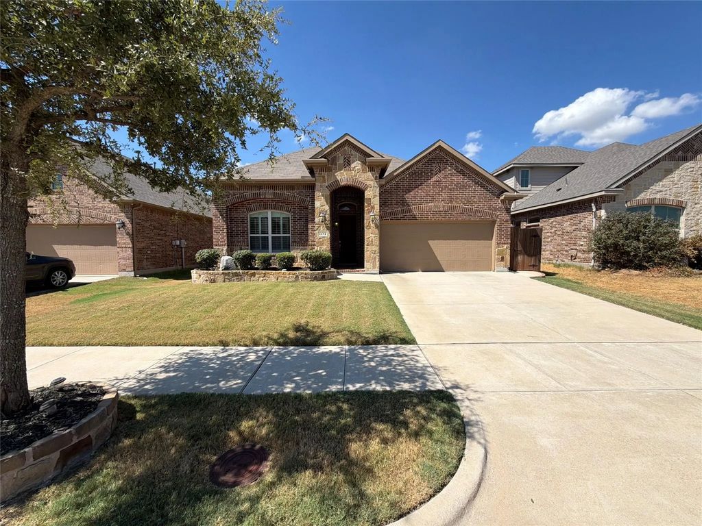 3912 Gennaker Drive, Denton