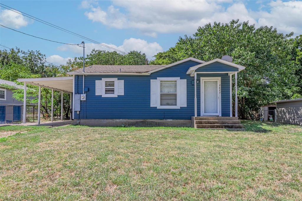 2622 W Johnson Street, Denison