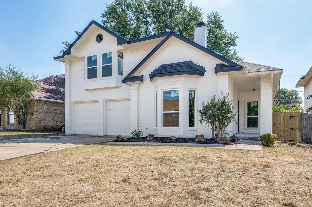 838 Cornfield Drive, Arlington