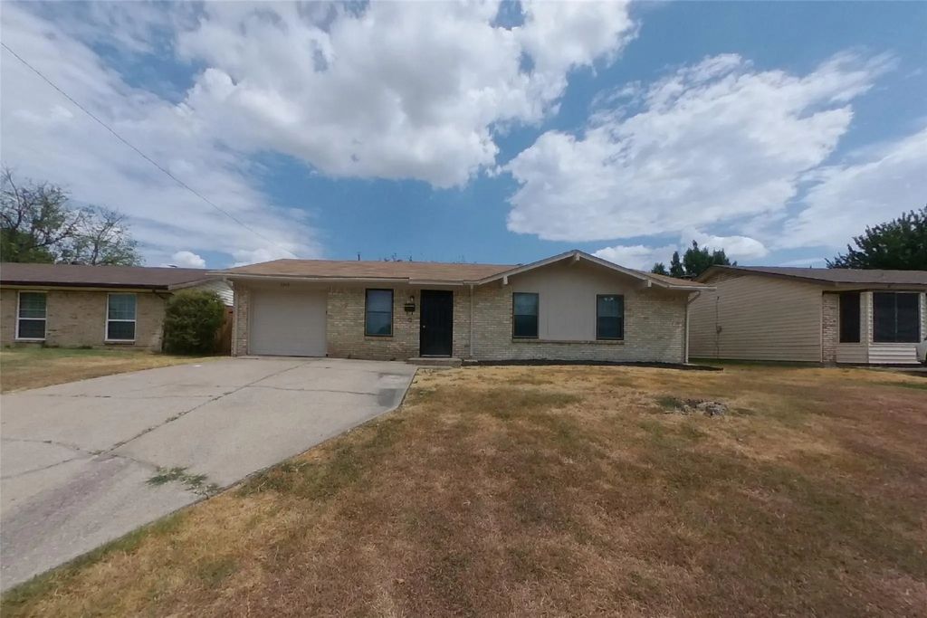1348 Virgie Joe Drive, Mesquite