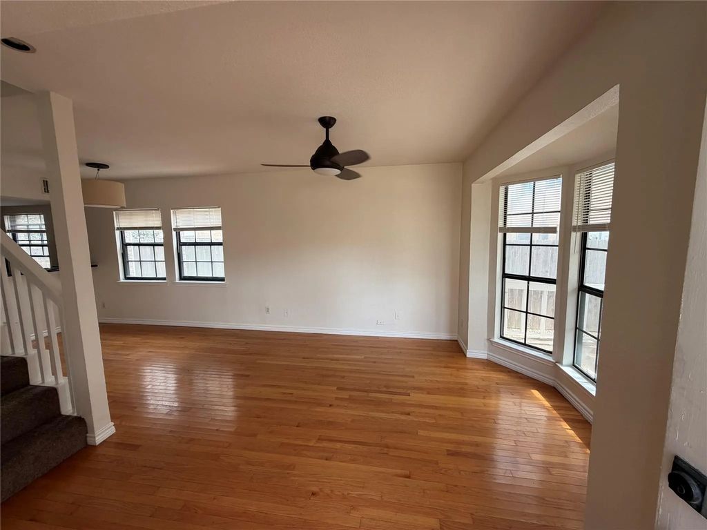 817 Pavillion Street 101, Dallas