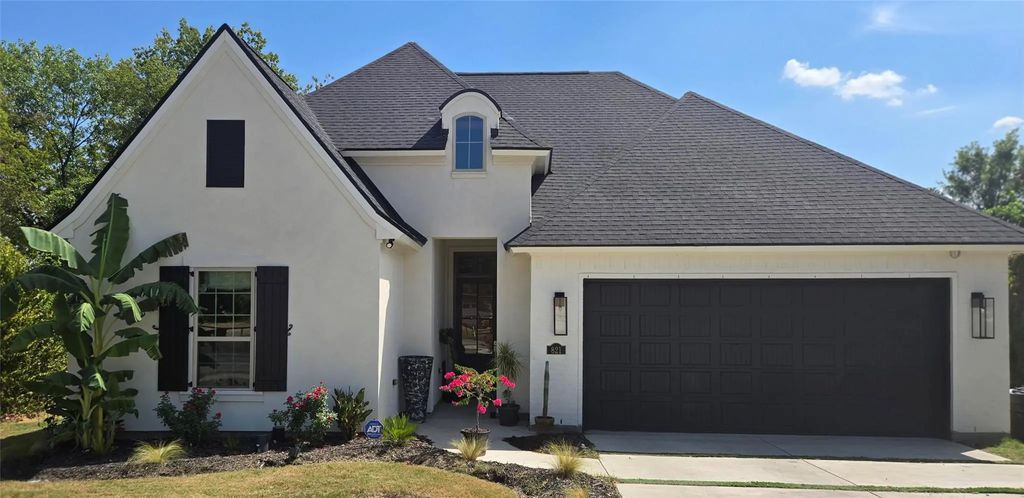 821 S Park Street, Terrell
