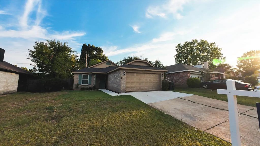 1404 Woodfern Drive, Arlington