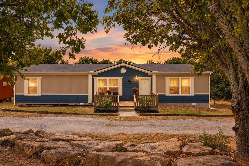 5519 Upper Denton Road, Weatherford