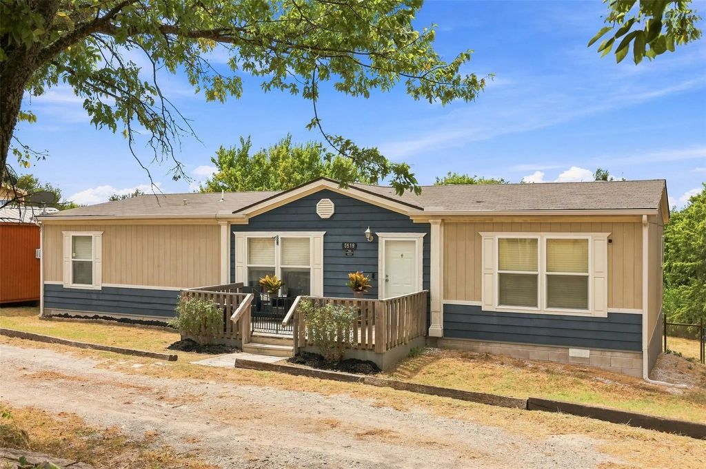 5519 Upper Denton Road, Weatherford