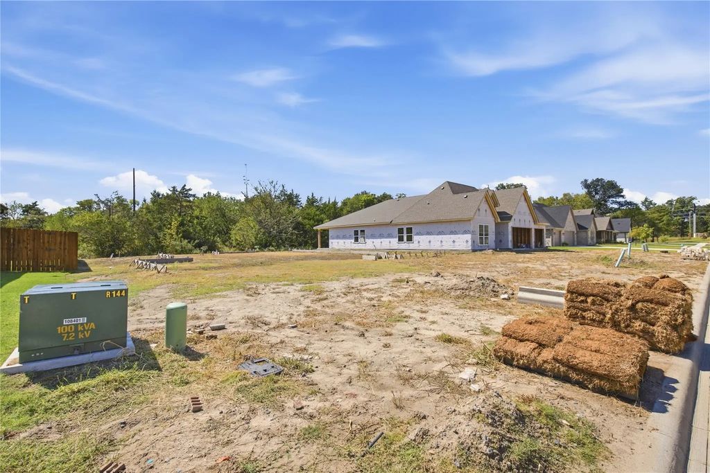 220 Trevor Lane, Greenville