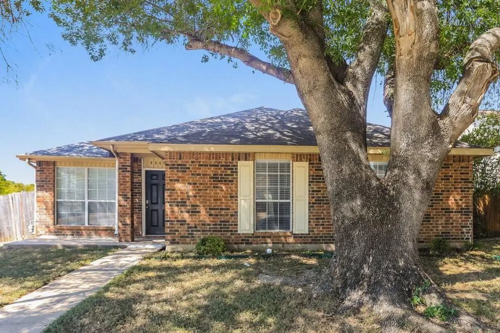 4349 Presto Circle, Grand Prairie